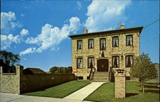 Von Stiehl Winery ~ Algoma Wisconsin WI ~ Montmorency Cherry ~ 1960s postcard picture