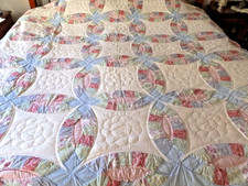 Antique 1920-30s Double Wedding Ring Quilt 83