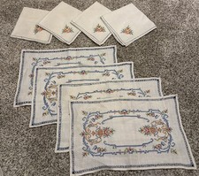 4 Vintage Linen Floral Cross Stitch Needlepoint Napkins & Placemats picture