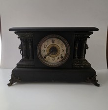Vintage Beautiful Mantel Clock picture