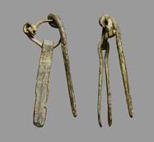 Antiquity Ancient Roman Bronze Tweezers Ear Scoop Nail Cleaner Chatelaine Set picture