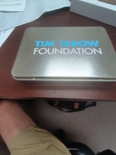 2013 Tim Tebow Foundation Limited Edition Christmas Ornament in Tin Box - Mint / picture