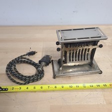 EARLY 1900's UNIVERSAL TOASTER BY LANDERS FRARY & CLARK NEW BRITAIN CT USA picture