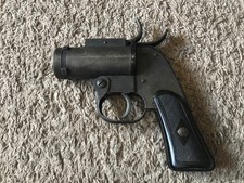 WWII USAAF Army Air Force Type Flare M8 Signal Pistol. picture