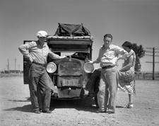 1936 DEPRESSSION ERA DROUGHT REFUGEES 8.5X11 Photo picture