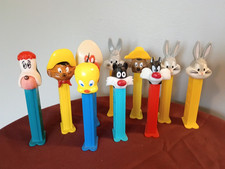 Set of 10 assorted Looney Tunes Bugs Bunny PEZ dispensers, see pictures, EXC. picture