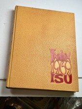 Illinois State University 1969 Yearbook picture