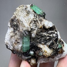 352G Rare Natural Emerald High Quality Specimen Green Beryl, Chitral, Pakistan picture