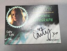 CAITY LOTZ - Sara Lance - Autograph Card - Arrow Season 3 Cryptozoic CL1 Canary picture