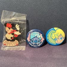 Disney Merchandise Cast Exclusive Summer Pin& Buttons RARE picture