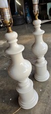 Vintage MCM White Ceramic Table Lamps Pair Hollywood Regency Turned Gpurd S-1934 picture