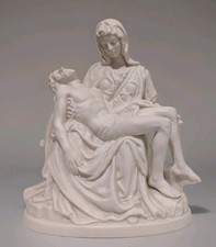 1960 Vintage Goebel Sacraft Porcelain The Pieta Sculpture Hx299/i - 7.5” tall picture