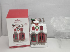 Hallmark Up On The Housetop Ornament Magic Lights Sound 2015 picture