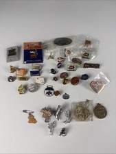 Vintage Mixed Estate Lot 40pc Pins Keychains Zipper Pulls Junk Drawer Bulk picture