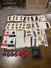 BUTTONS VTG NOS Lot Random On Card Loose Streamline La Petite LaMode Elan BGEz picture