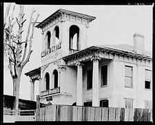 Photo:Tuscaloosa Alabama 1900s Converted Home Auto Parts Building picture