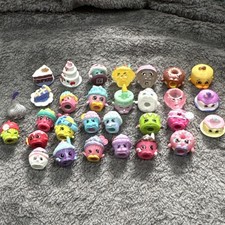Moose Toys Shopkins Mini Figurine Lot 24 + Multicolor bg4 picture