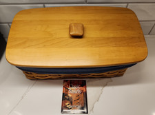 Vintage Longaberger Large Bread/Bakery Basket with Lid/Liner/Protector- VGC picture