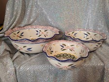 Set of 3 - Temp-tations By Tara Old World Confetti Scalloped Nesting Bowls picture