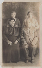 MEN & WOMEN FAMILY PORTRAIT REAL PHOTO POSTCARD 1924 RPPC picture