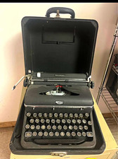 Royal Quiet De Luxe Vintage Manual Portable Steel Typewriter w/ Case picture