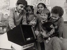 A43 A4378 School Children Classroom Learning Technology Laser Device Education picture
