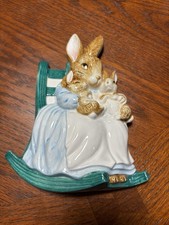 Schmid Beatrix Potter Mrs Rabbit & Bunnies Wall Plaque 1990s (7in tall) picture