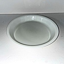 Vintage Pyrex White Round Pie Plate Retro Baking Dish Kitchen Bakeware picture