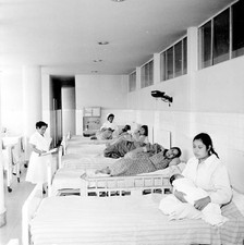 The hospital wing of Mexico City Women's Prison 1950s OLD PHOTO picture