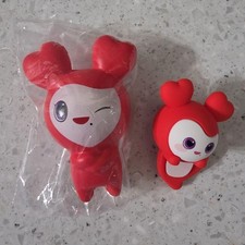 TWICE Chaeyoung Lovely Figure Squishy 2pc Collectible 15+ picture
