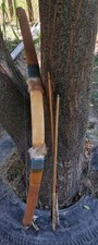 ** VINTAGE NATIVE AMERICAN APACHE SHORT BOW 38 IN  2 ARROWS  HANDMADE  HTF * picture
