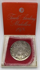 Vintage 1978 Towle Sterling Eight Maidens Christmas Medallion w/Box No Paper. 19 picture