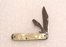 *NEW VTG CAMILLUS CAMCO USA Faux Mother of Pearl FOLDING POCKET KNIFE Equal End picture