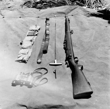 WW2 WWII Photo US M1903 Springfield Rifle & Gear US Army World War Two / 1793 picture