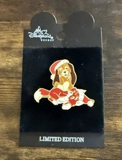 Disney Shopping Advent Series Fox & The Hound Santa Hats Tod And Cooper LE 1000 picture