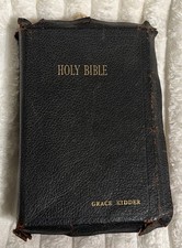 Vintage 1947 Holy Bible KJV Spencer Press Large Type Red Letter Personalized picture