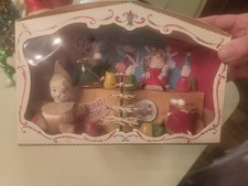 Vintage Handmade Diorama Using Japanese 1950s Spun Cotton Ortaments See Descript picture