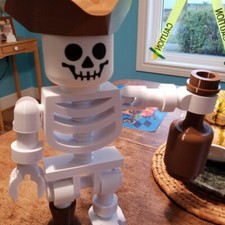 3D Printed L-E-G-O PIRATE SKELETON - 9