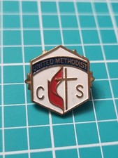 VTG United Methodist Church And School Gold Tone Lapel Pin picture
