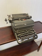 Vintage 1940s Royal KMM Typewriter Magic Margin Manual Touch Control Tested Work picture