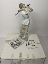 VTG Nao by Lladro Figurine Out of the Rough Girl Golfer 0450 W/ Box picture