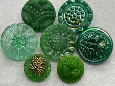 GORGEOUS GREEN ANTIQUE & VINTAGE BOHEMIAN GLASS BUTTONS picture