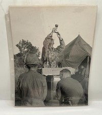 1967 Vietnam War Photo Medal of Honor Chaplain Charles Watters 173rd Airborne picture