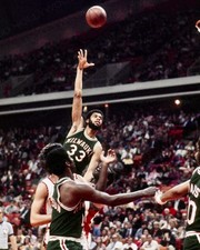 KAREEM ABDUL-JABBAR 8x10 PHOTO #3 MILWAUKEE BUCKS WM picture