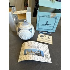 NOS 1988 Lladro Bola Navidad Porcelain Christmas Ornament Blue White 1603 w/box picture