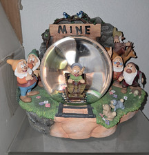 DISNEY SNOW WHITE & THE SEVEN DWARFS MUSICAL MINE SNOWGLOBE #99078 WHISTLE WORK picture