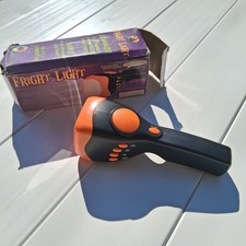 2006 Innovage Fright Light Halloween Flashlight 8 Spooky Sounds Original Box picture