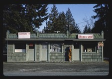 Photo:Storefront, Lake City Way & 73rd Avenue, Kenmore, Washington picture