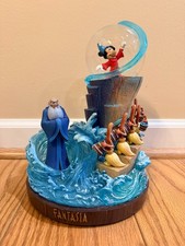 Disney Fantasia 80th Anniversary Snow Globe Sorcerer Mickey LE 3400 picture