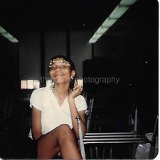 HOW SHE ROLLED Pretty Woman VINTAGE FOUND PHOTO Color ORIGINAL 610 40 I picture